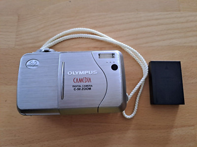 Kamera Olympus Camedia C-50 Zoom digitale Kompaktkamera silber gut