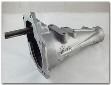 1960 Chevrolet Corvette 4-speed Transmission Tail Housing Case T10-7b