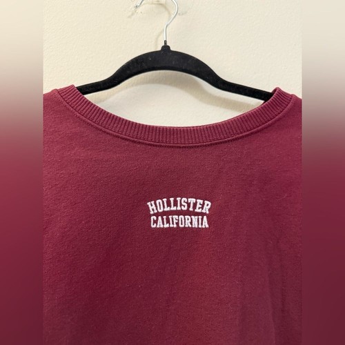 Hollister Cropped Sweatshirt in Cranberry Red - M - Picture 2 of 8