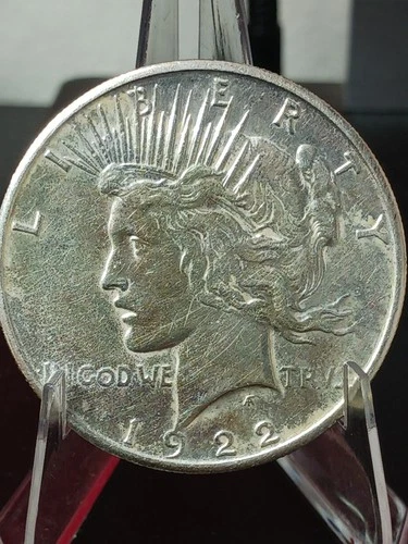 1922-S Peace Dollar BU in Capsule