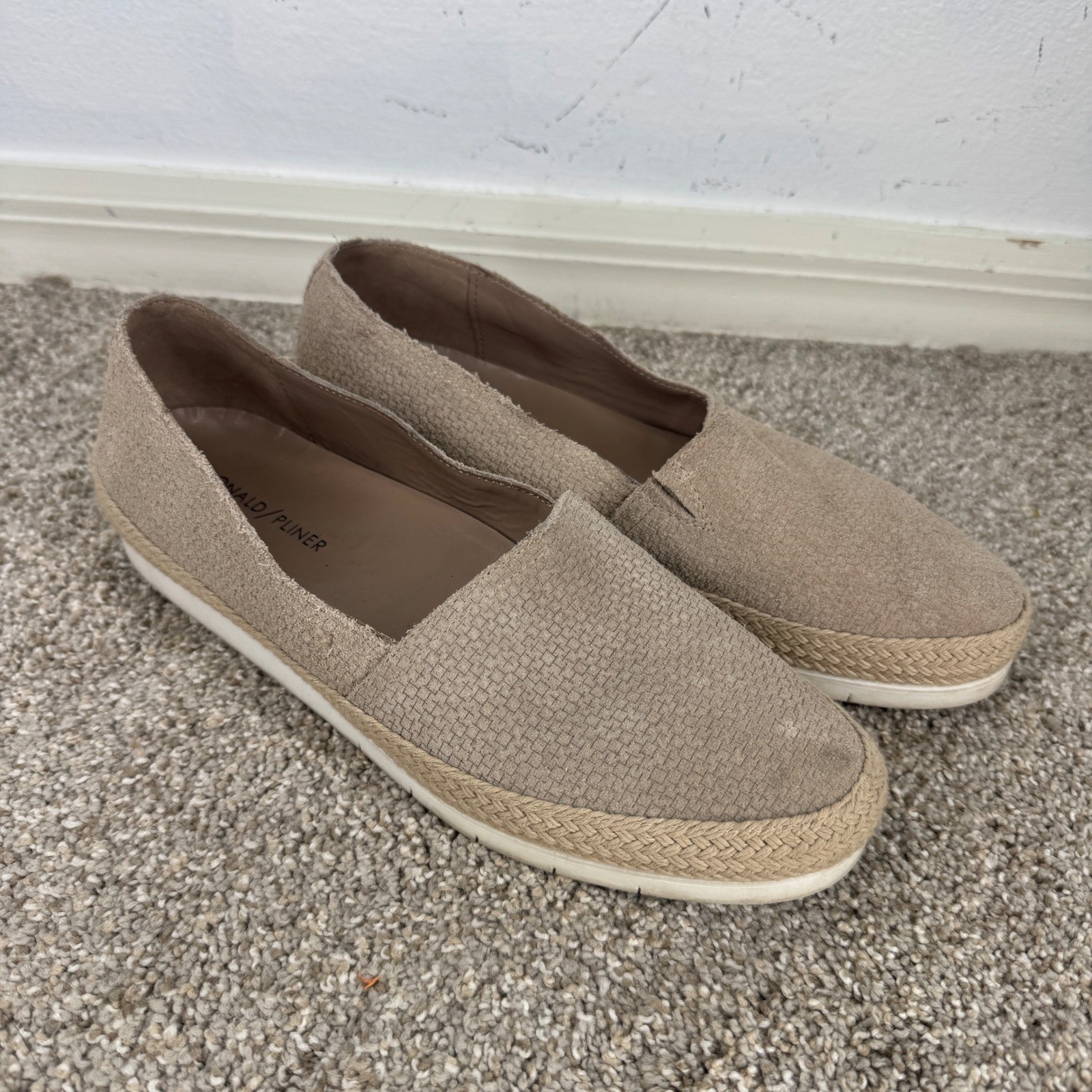 Donald Pliner Leather Espadrille Loafers 8.5 Coastal Minimalist Slip On Preppy