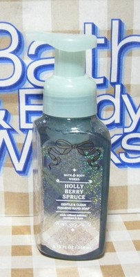 BATH & BODY WORKS GENTLE FOAMING HAND SOAP Holly Berry Spruce (V/9138)