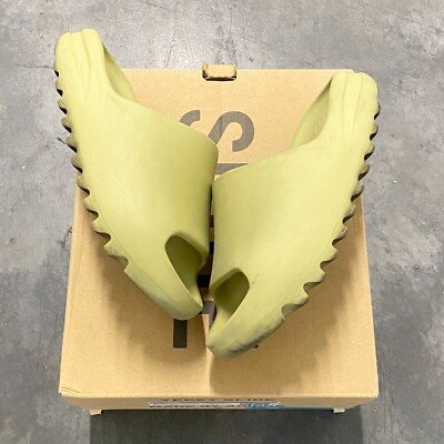 Size Adidas Yeezy Slides 'Resin' 2021 GZ5551 Super Clean! Ships Fast! 