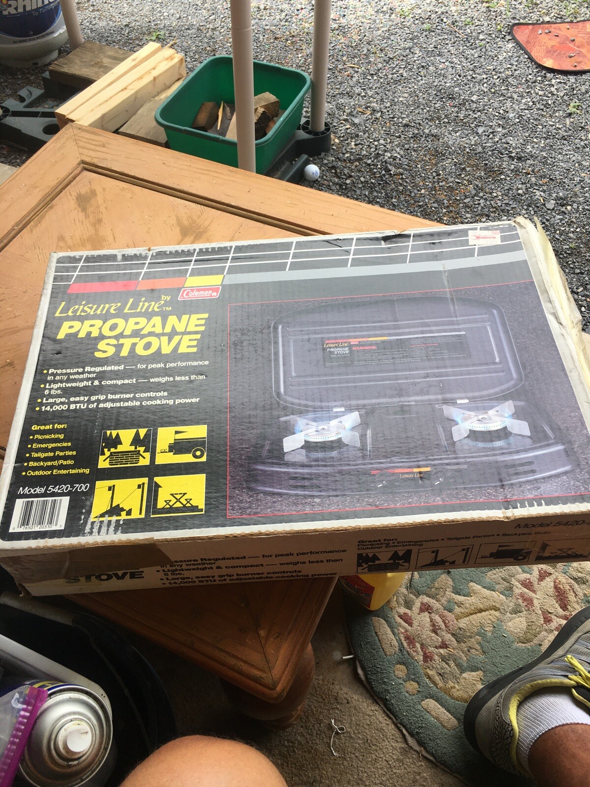 COLEMAN 2BURNER "LEISURE LINE" PROPANE STOVE 5420700 With Regulator 19” X 12 eBay