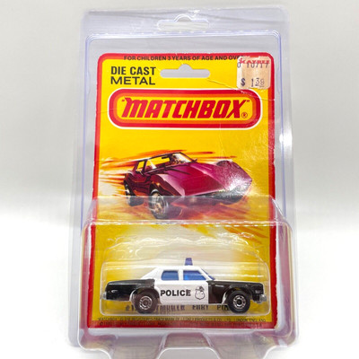 RARE Matchbox Superfast No. 10 Plymouth Police Car - ON CARD -