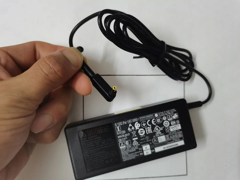 Genuine 19V 3.42A ADP-65DE B For Acer Swift SF314-57G 3.0mm 65W delta AC Adapter - Изображение 3 из 4