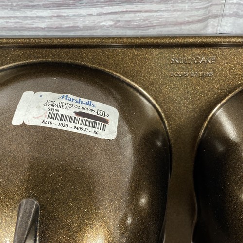Nordic Ware Haunted Skull Cake Pan New - 第 3/12 張圖片