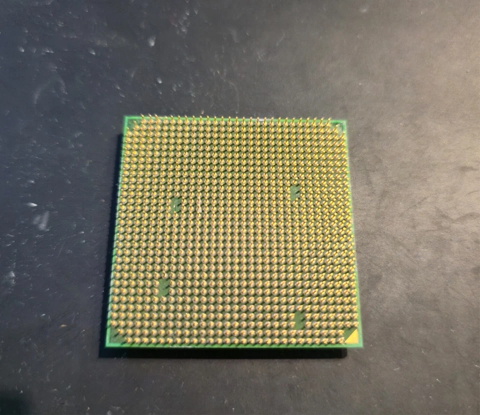 AMD ATHLON 64 X2 3600+ 1.90GHZ. DUALCORE SOKET AM2.. ADO3600IAA5DD - Immagine 2 di 4