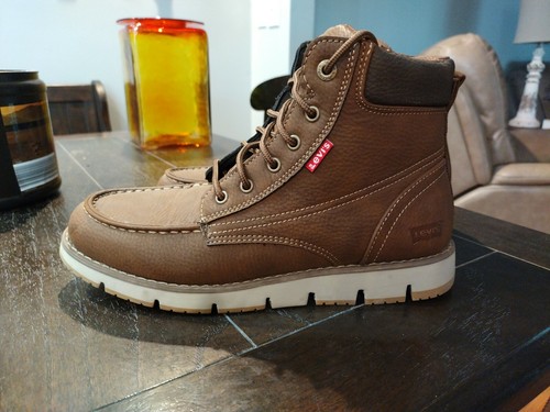 Mens Levi's Red Tab Dean Boots size 11 
