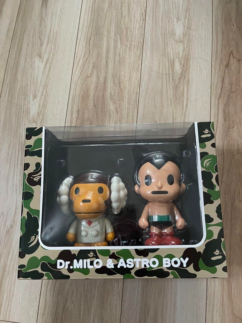 BAPE A BATHING APE VCD Dr. MILO & ASTRO BOY Figure ATOM