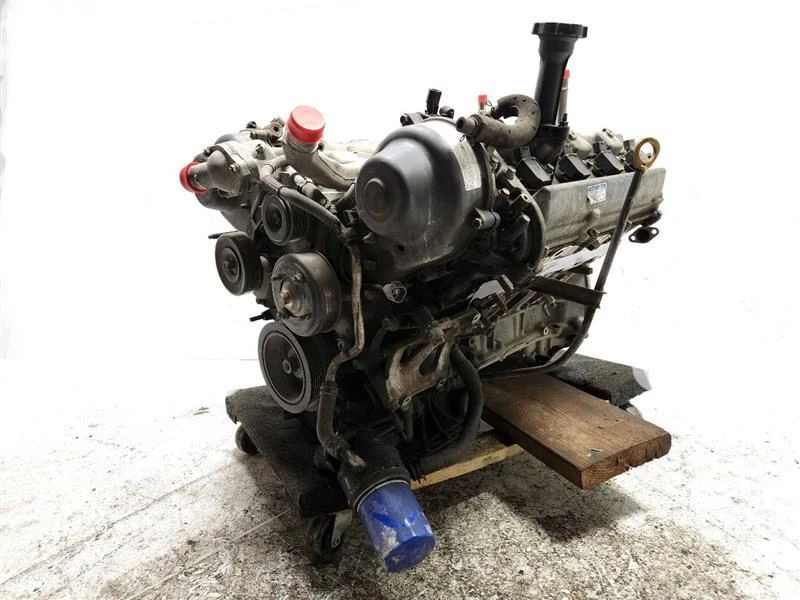 Motor Toyota Tundra 2005-2009 4,7 L VIN T quinto dígito motor 2UZFE Foto 3 de 4