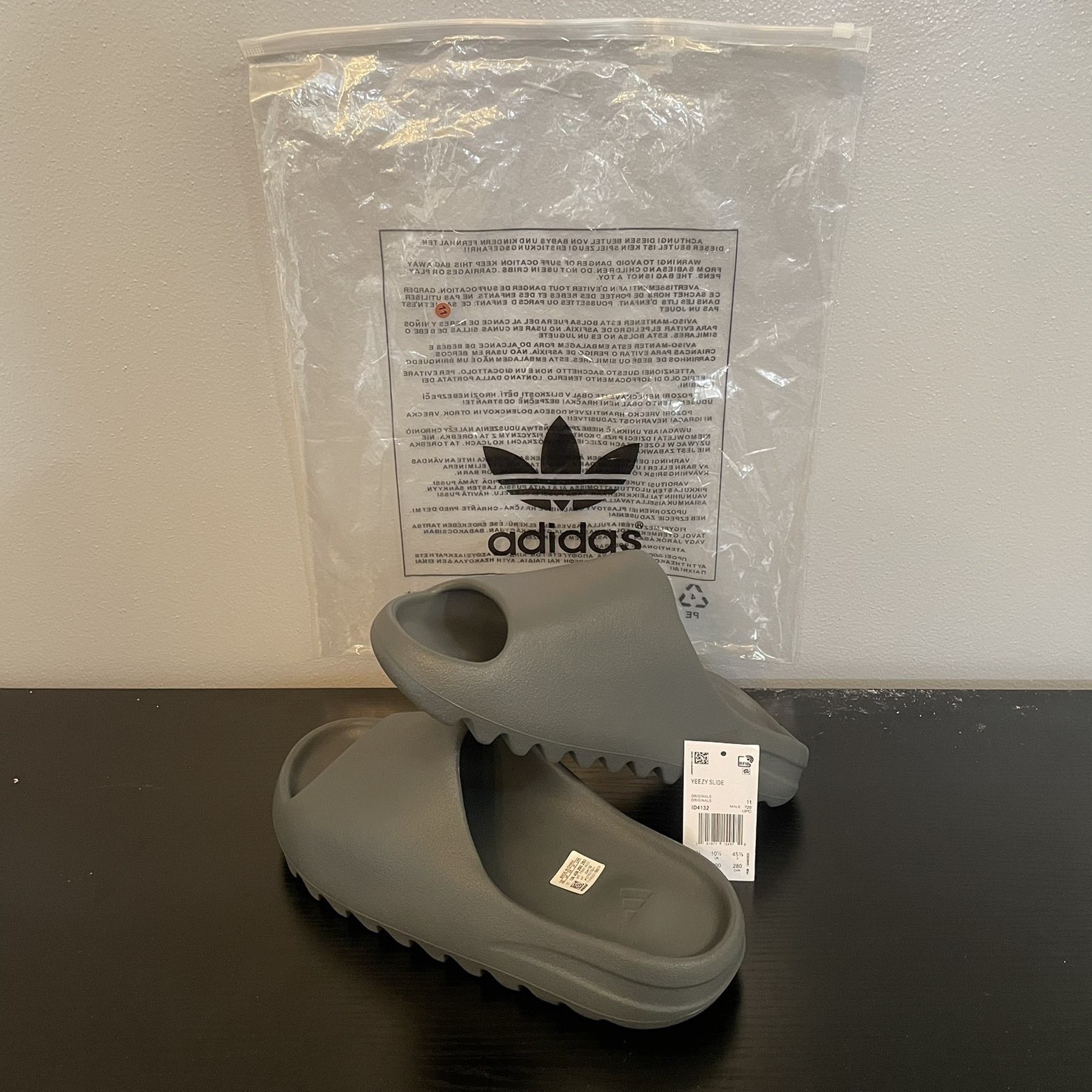 Yeezy Slides “Granite” Size 12 Men’s US (NEW) ⚡️FAST SHIPPING 🚀