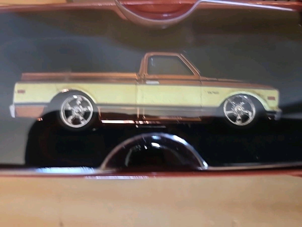 2019 Hot Wheels RLC 69 Chevrolet C10 Pickup Truck Root Beer Brown
