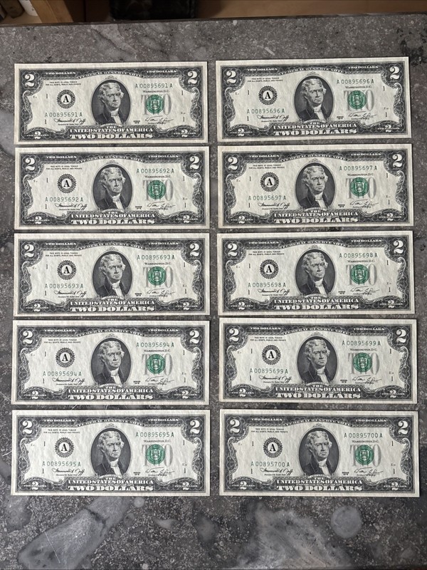 1 A $2 Two Dollar Bill 1976 Series ~ Low Serial Number ~ UNCIRC~ sequential