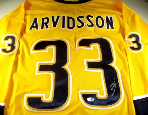 Viktor Arvidsson / Autographed Nashville Predators Custom Hockey Jersey / JSA