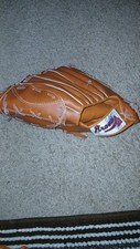 MLB-ATLANTA BRAVES-BASEBALL GLOVE-LH THROWER-NEW-WHOPPERS-MILK DUDS