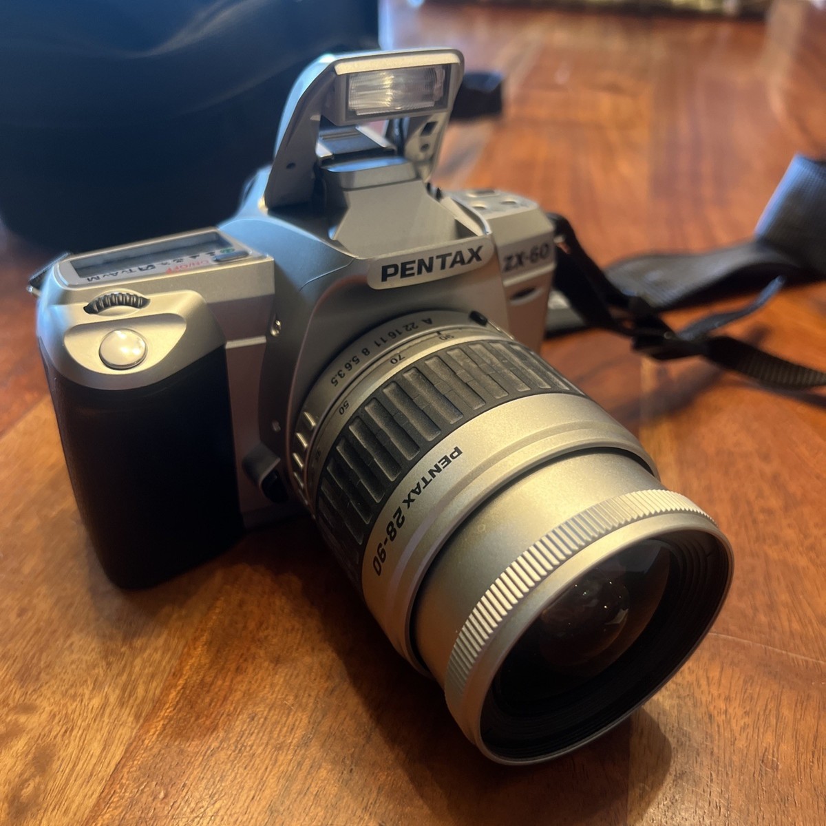 PENTAX ZX-60 35mm SLR Film Camera 28-90mm Lens Built-in Flash w