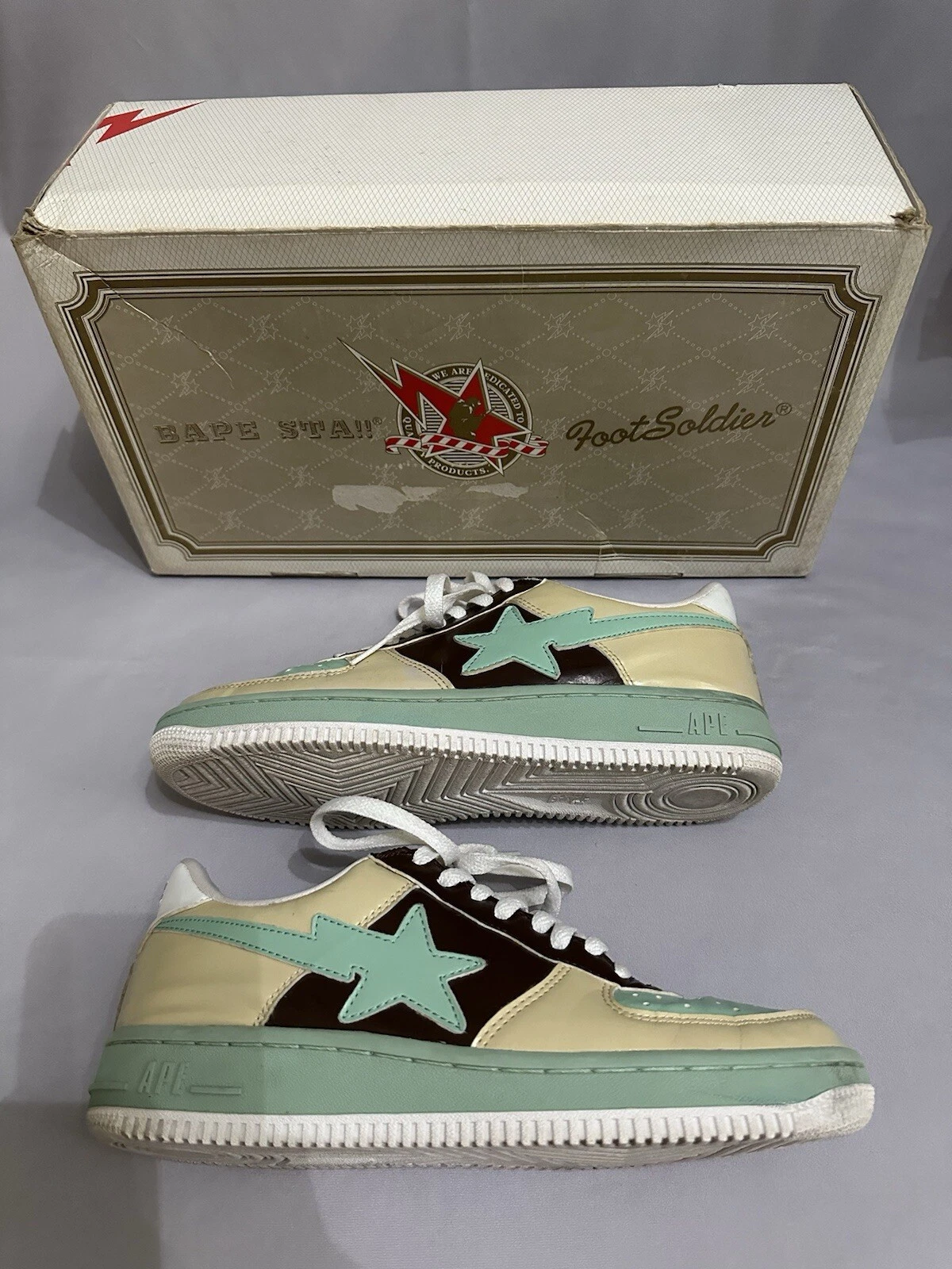 A BATHING APE (BAPE) A Bathing Ape Bape come nuovo Choc Chip Bapestas 2004