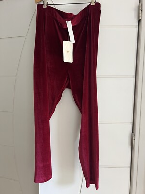 Fabletics Emma Velour Leggings In Cherry Burst Plus Size 3X Red Velvet Mid Rise
