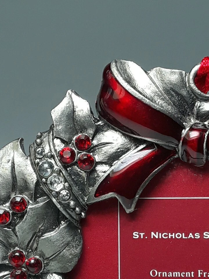 Mini marco de fotos adorno de Navidad cuadrado de San Nicolás esmaltado con joyas foto de 1,75" Foto 2 de 4