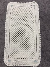 Vintage Thick Crochet Table Runner Off White With Bows
