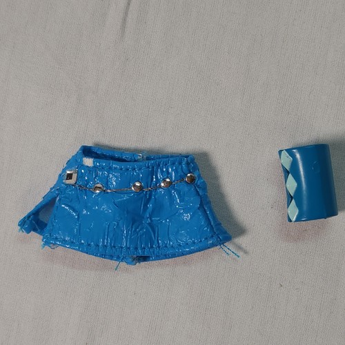 Mattel Winx Club 2004 Temporada 1 Bruja Helada Transformación Muñeca Falda Banda para el Pelo De Colección - Imagen 1 de 6