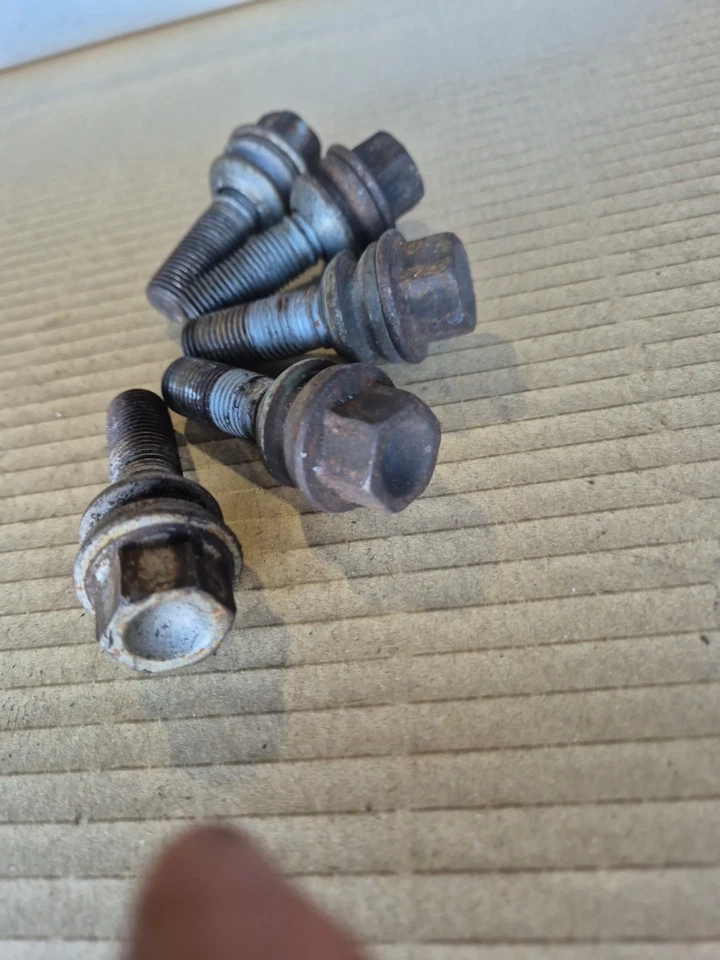 (x5) Audi Q7 4L 2005-14/ VW Touareg / Porsche Cayenne Wheel Lug Bolts M14x1.5mm - Imagem 4 de 4