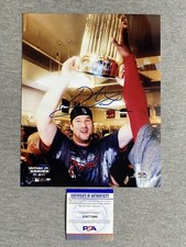 BOSTON RED SOX DEREK LOWE SIGNED 8x10 WORLD SERIES CHAMPS PHOTO 2004 PSA AM77990