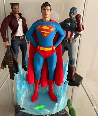 Superman Fortress of solitude mini diorama 1/6 scale - Photo 1/4
