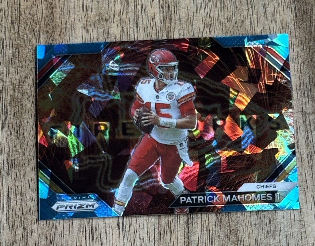 2023 PANINI PRIZM PATRICK MAHOMES II #F-2 - BLUE ICE FIREWORKS /99 - UNGRADED