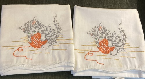 2 VTG Hand Embroidered Playful   Kitty Cat Pillowcases  Granny Core 21”x 30”