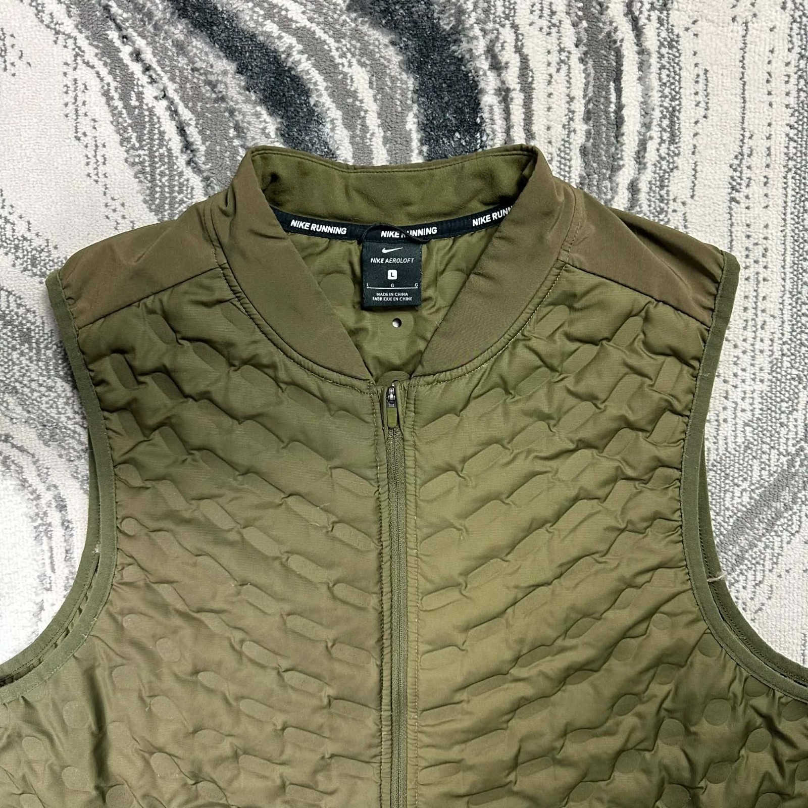 Vintage Nike Aeroloft Khaki Green Size Large Running Vest Body Warmer Gilet image 2