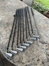 Mens Titleist DCI 981 Iron Set 3-PW Select Regular Graphite Shafts RH  Putter