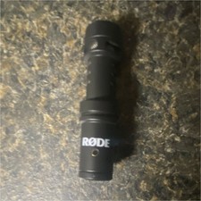 Rode VideoMic Me Condenser Microphone Black for Cameras  Smartphones