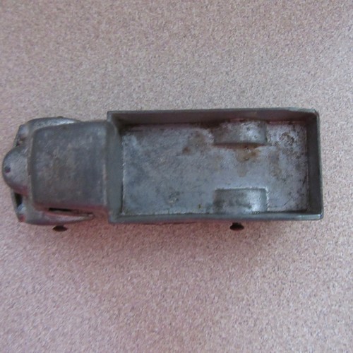 VINTAGE 1940 TOOTSIETOY 3" SILVER TRUCK #234 - Picture 2 of 3