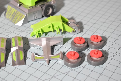 HEXBUG BattleBots Arena Pro - Build Your Own Battle Bot - Picture 5 of 19
