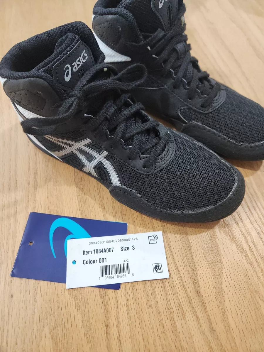 New Kids ASICS Matflex 6 GS Wrestling Shoe Black Wht Silver