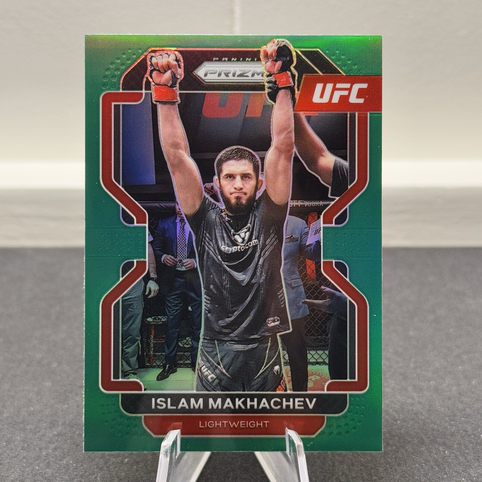 2022 Panini Prizm UFC Islam Makhachev #125 Green Prizm