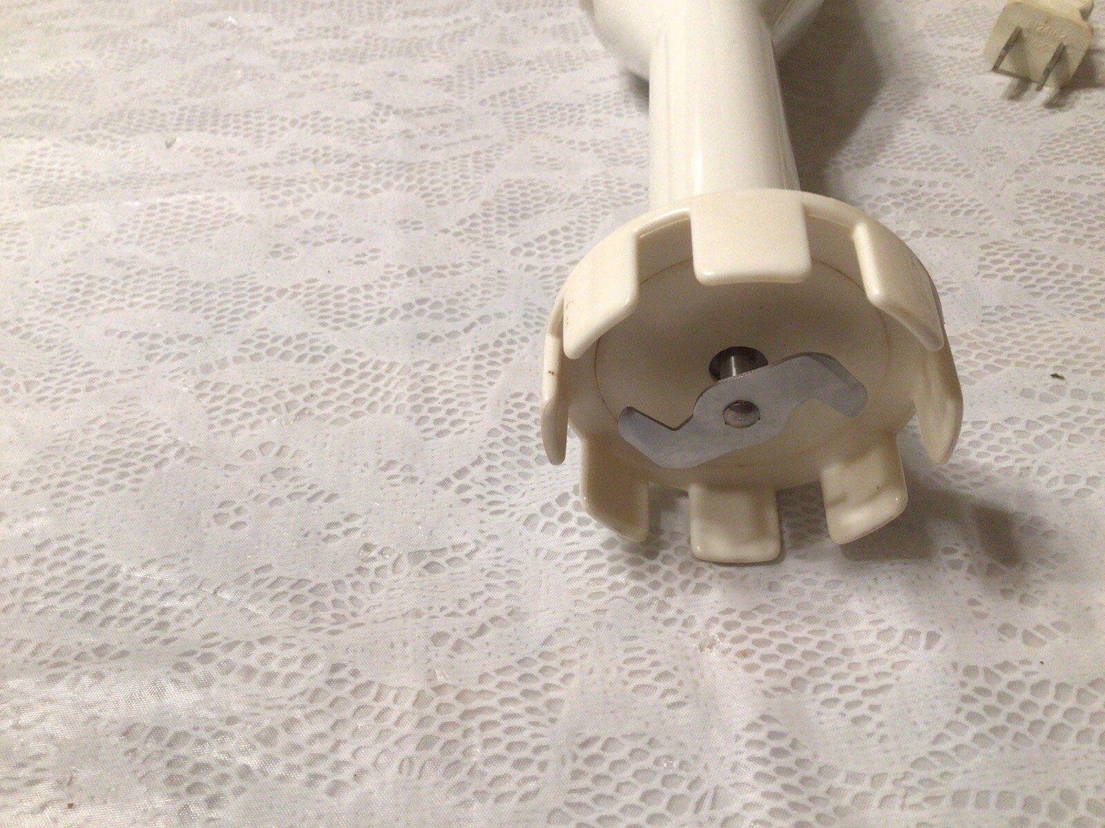 Picture 2 of 3