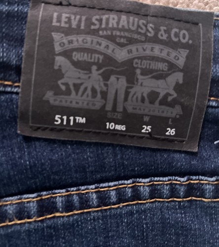 Levi Strauss & Co. Boys 10REG - Picture 6 of 7