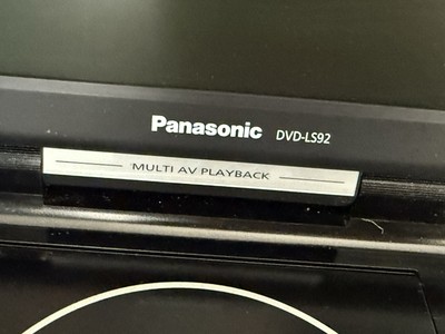 Panasonic DVD-LS92 Portable DVD Player with Screen (9
