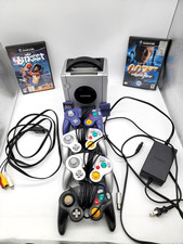 Nintendo GameCube Console Bundle SILVER 101 2Games 4 Controllers TESTED WORKS