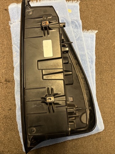 2020-2023 GMC SIERRA 2500 3500 Right Passenger Tail Lamp Rear LED OEM 84760020 - Picture 9 of 10