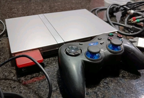 Silver Sony PlayStation 2 PS2 Slim with New Laser Mem Card & Logitech Wireless