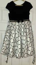 girls size 6 black velvet bodice lined white skirt, cap sleeves, Jona Michelle