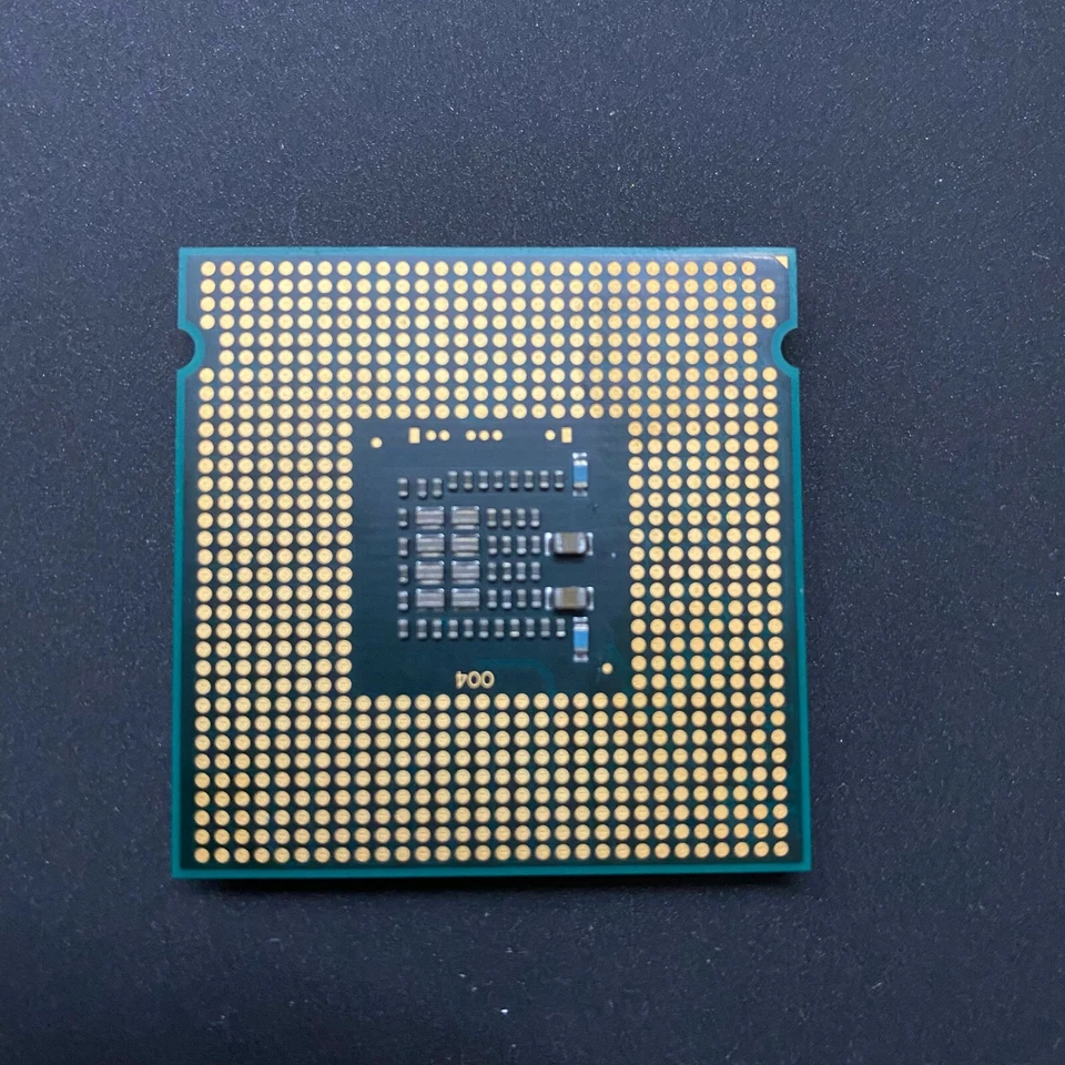 Intel Pentium E6700 3.2 GHz Dual-Core 2M 1066MHz Processor Socket LGA775 CPU - Image 3 of 3