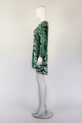 gucci green velvet dress Karlie Green Multi Tropical Print Collared Short Sleeve Button Down Sh –  SSYS