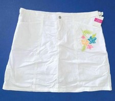NWT New Fresh Produce White Floral Cruiser Skort MEDIUM M