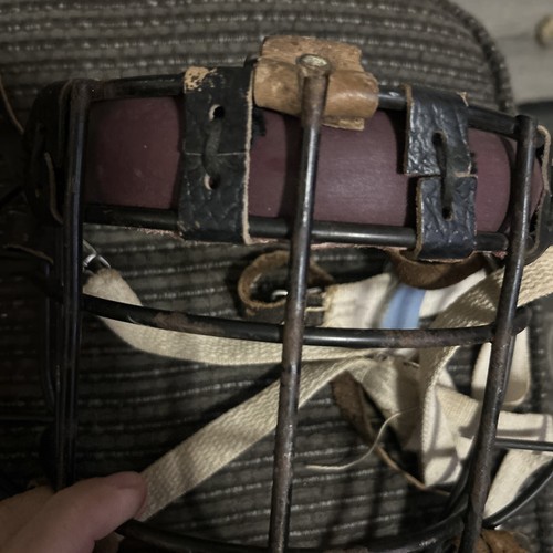 Winnwell Goalie Mask Model 28 Vintage Rare Metal Cage Hockey Canada - Picture 2 of 5