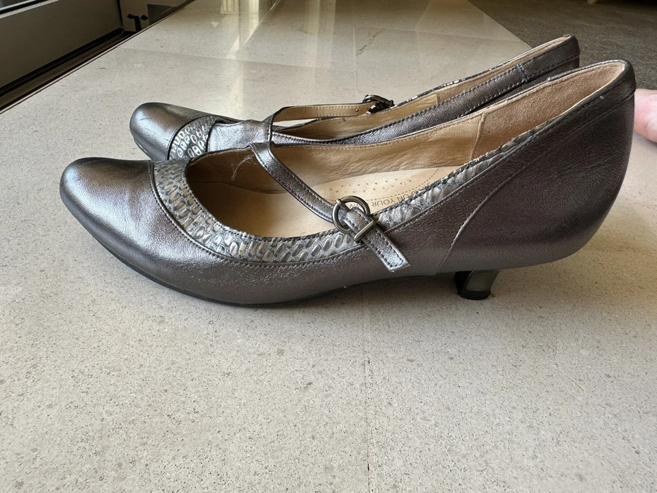Ziera Mary Janes Leather Shoes Size 39.5 W Comfort Plus Support Kitten Heel - image 4 of 4